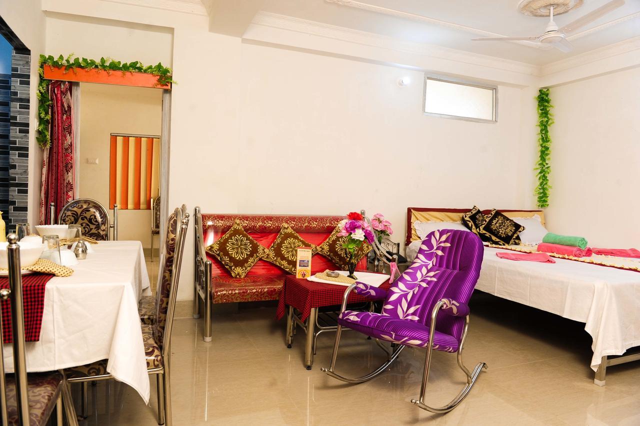 Jayanti Hotel Tarapith Exteriör bild